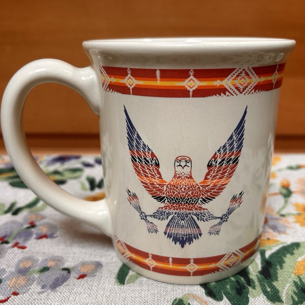 PENDLETON Legendary Mug "Chief Eagle" Seelatsee Native Arrows Yakima Nation 18oz